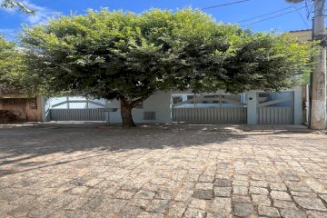 APARTAMENTO NO 2º PISO