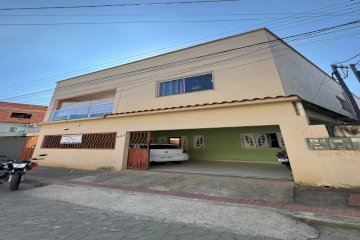 PRÉDIO RESIDENCIAL COM DOIS APARTAMENTOS